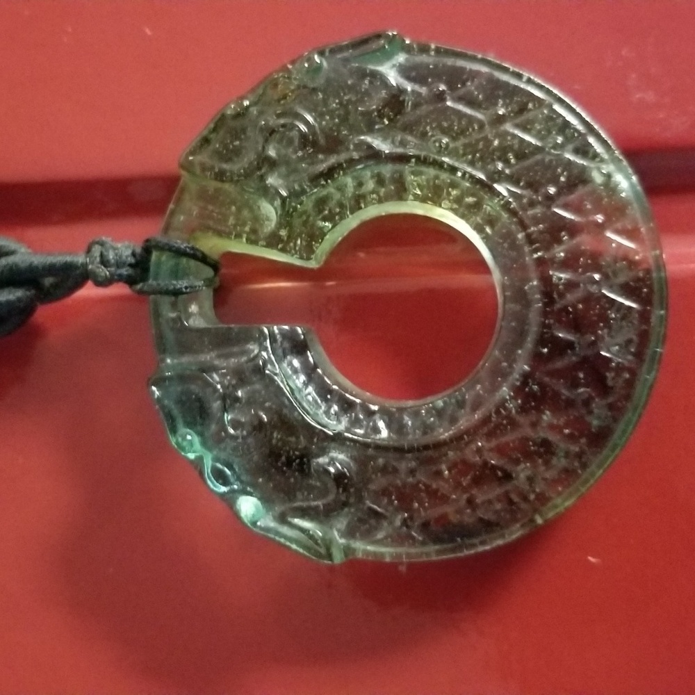 Hand made liuligongfang dragon pendant necklace